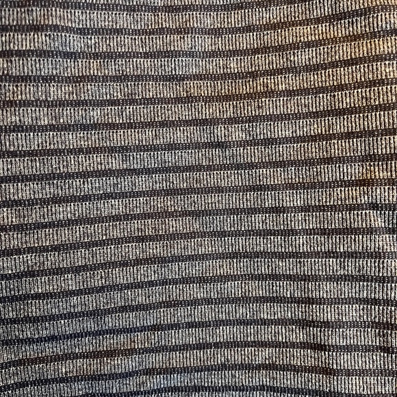 NWOT Grey Striped Lululemon Tank - Picture 4 of 4